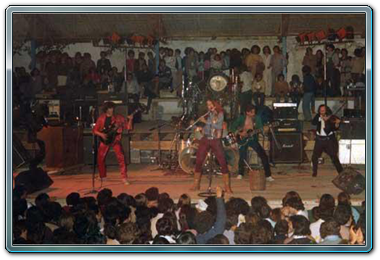 Ñu Caceres 1980